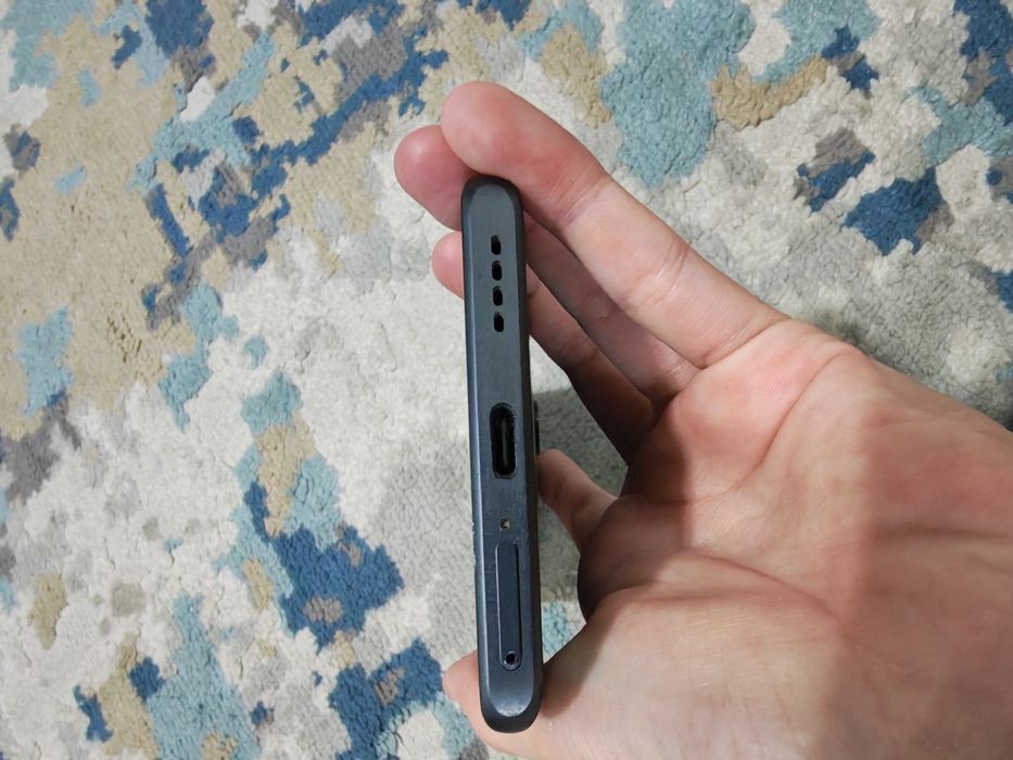 Продаю Realme 10 Pro+ 5G