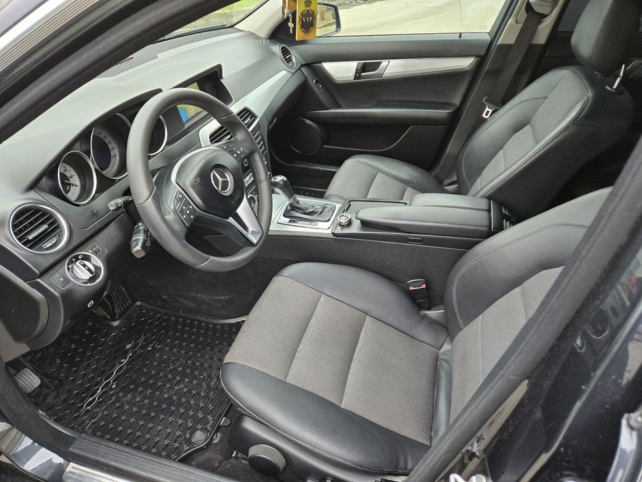 Mercedes C 220 CDI 2012 Automat  AMG Facelift 7-GTRONIC Deosebit