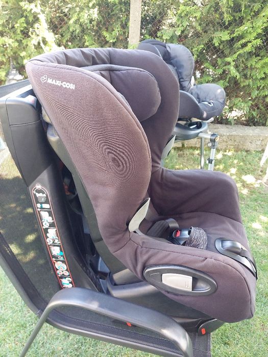 Maxi cosi axiss black
