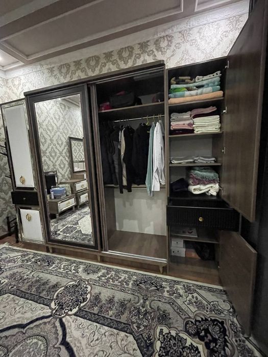 Rassiskiy mebel srochno sotiladi