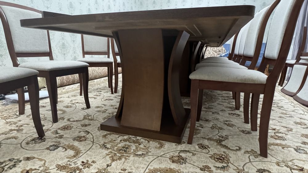 Продам гостевой стол