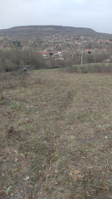 Продавам  парцел в село Долище