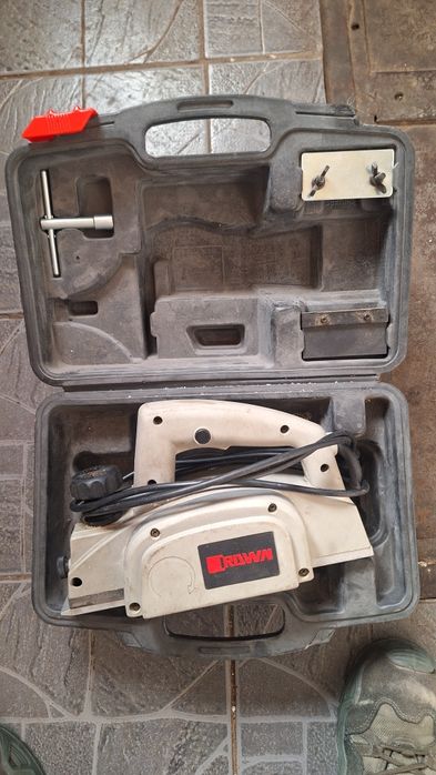 Электрорубанок .