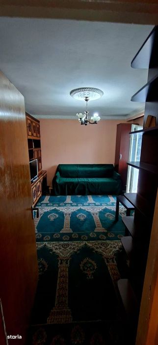 2 camere Trivale , Decomandat / Centrală , Amplasament EXCELENT