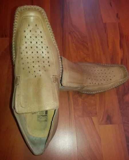 Costum mire purtat o singura data