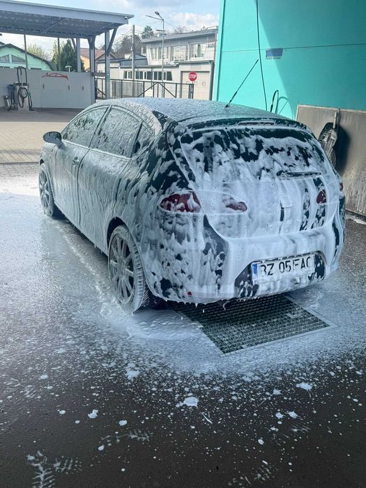 SEAT Leon 1P 2006 1.9 TDI (BXE)