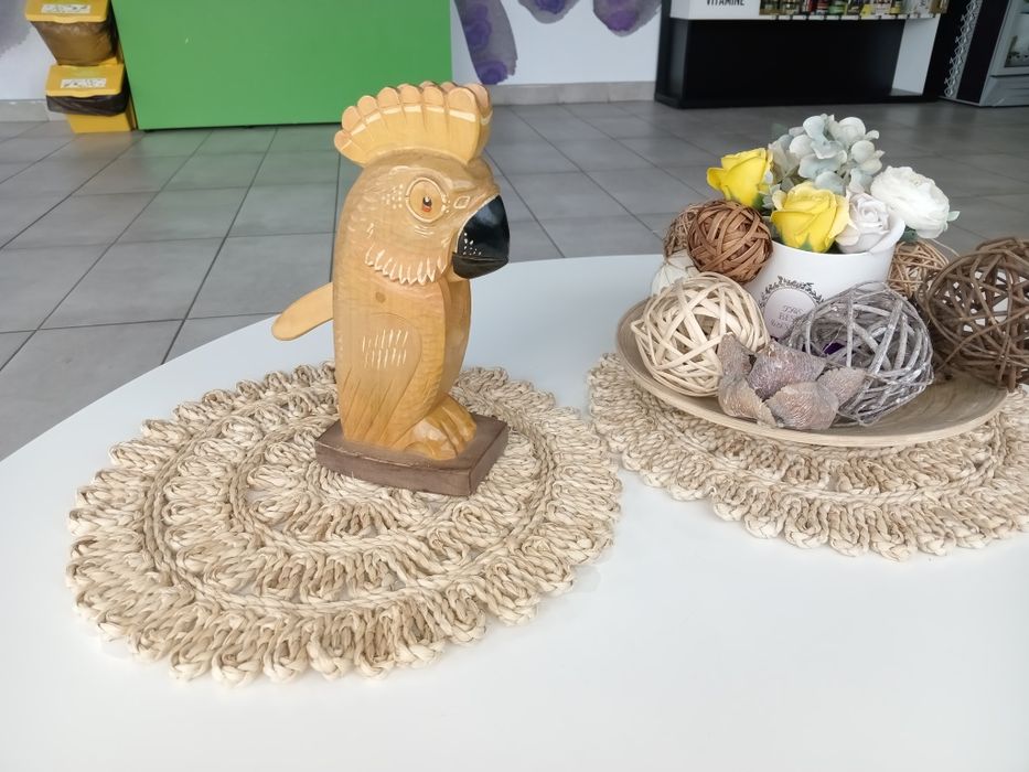 Papagal spargator de nuci