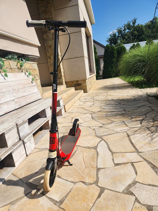 Vând trotineta copii