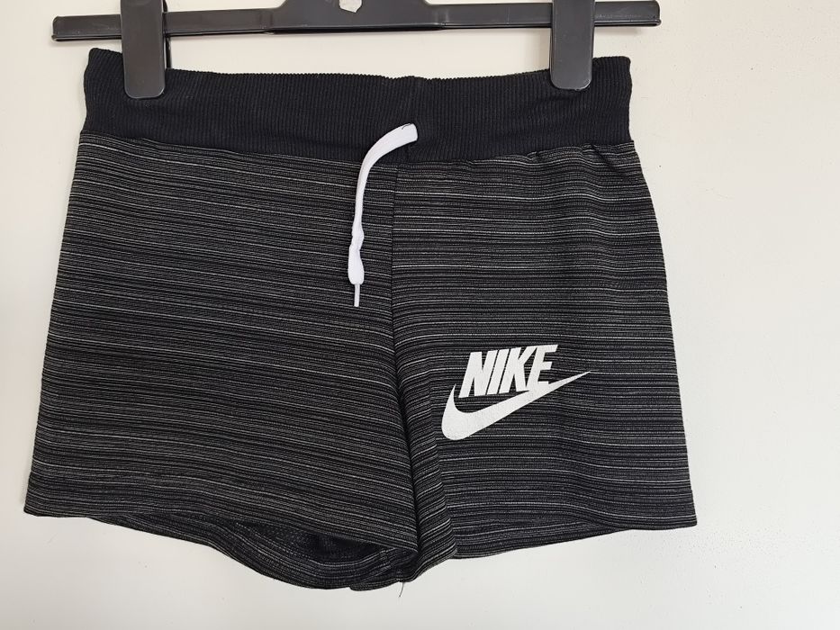 Nike pantaloni scurți