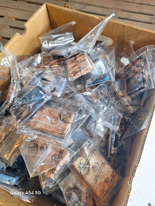 Чисто нови табакери за цигари