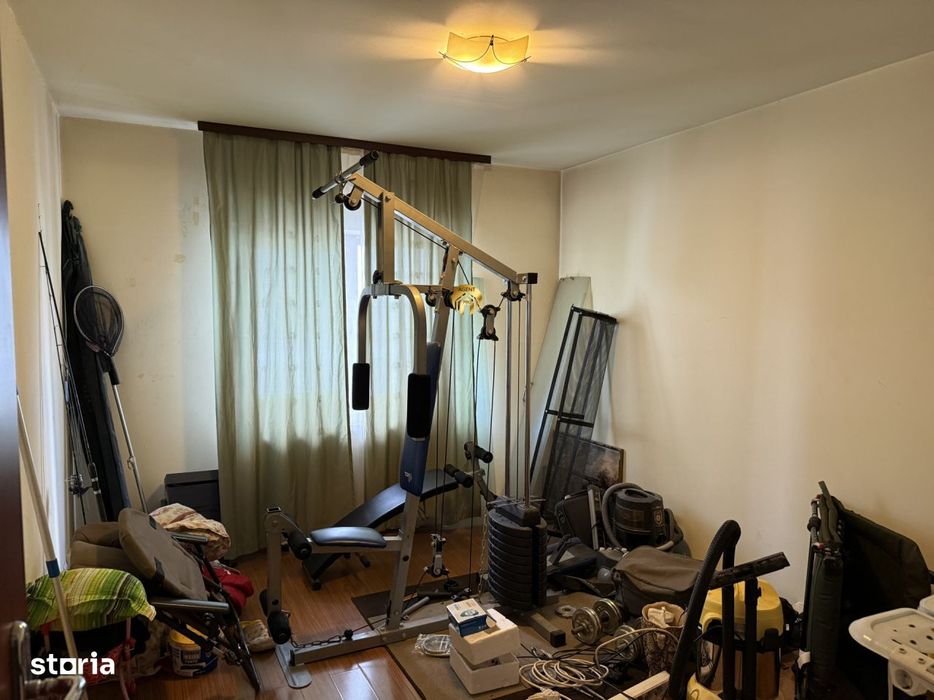 Casa de vanzare – 2 apartamente individuale | 6 camere | Strada Rah