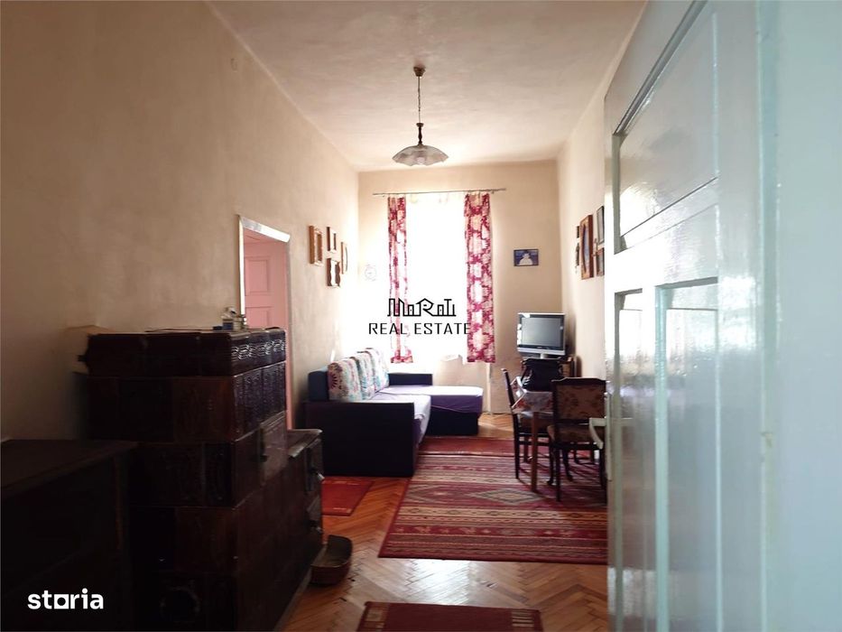 Casa cu aer nobil in Baia de Cris
