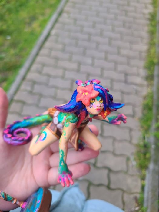 Фигурка на Neeko