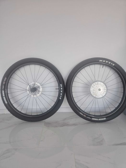 Карбонови Капли Oquo Mountain Performance MP30TEAM