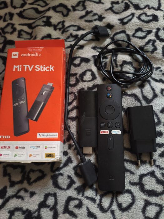 Продам андроид ТВ приставку