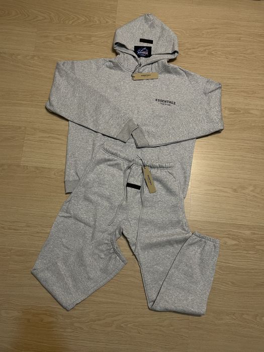 Двойка essentials