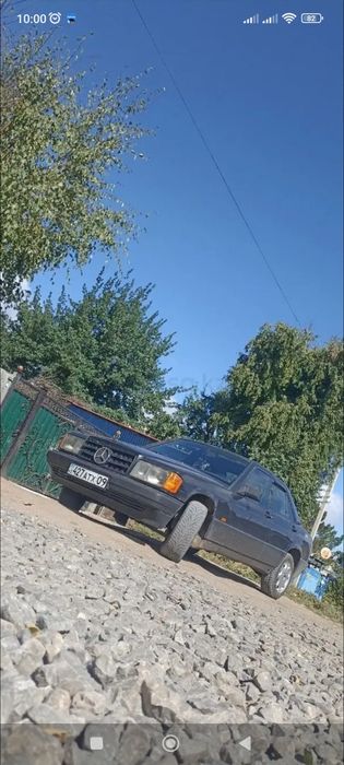 Продам мерса 190 движок под замену