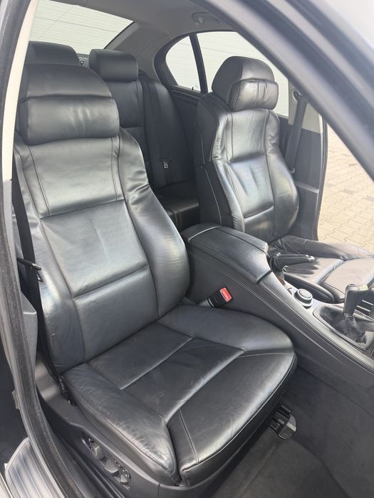 Bmw Seria 5 E60 Facelift 520d M47 - Interior Comfort Piele Nappa- Logic7-Navigatie mare-Faruri Bixenon