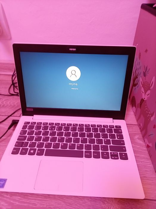 Laptoup Lenovo impecabil