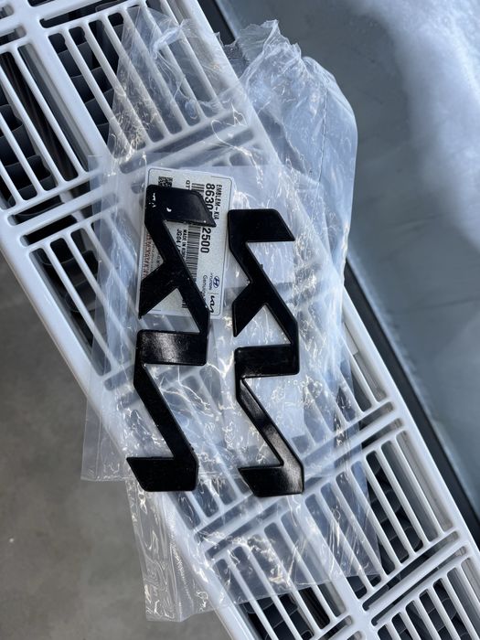 Шильдик, Эмблема KIA, Киа