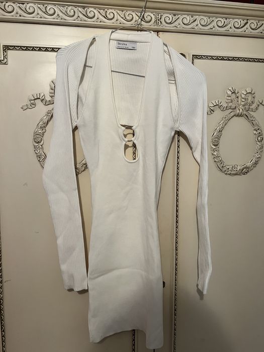 Vand rochie alba scurta de vara