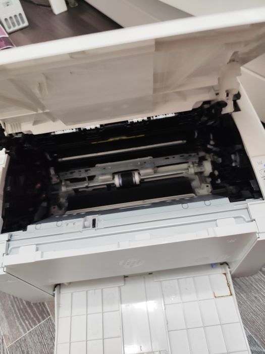 Продаю HP LaserJet Pro M102a