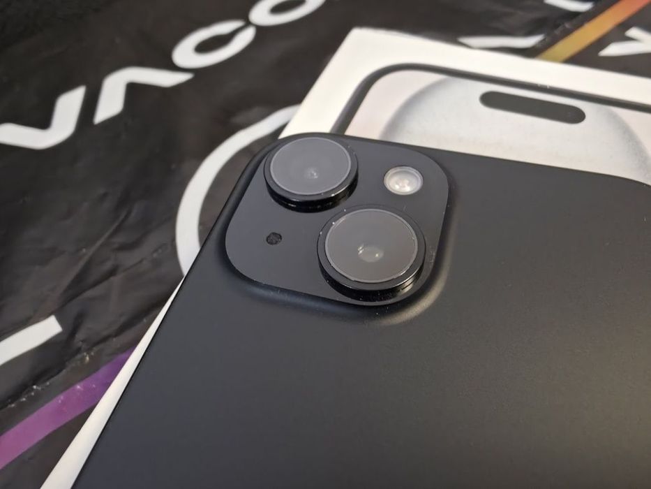 256GB iPhone 15 Гаранция Vivacom 2025г. Black / Черен