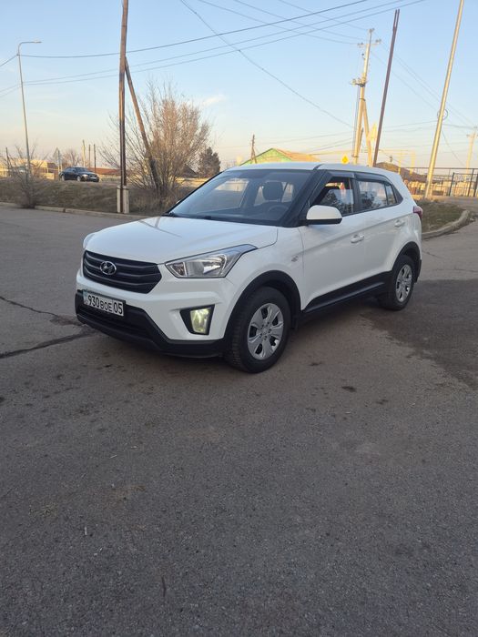 Автомобиль Хундай Крета