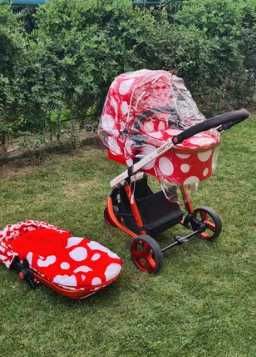 Carucio copii 2 in 1, Cosatto Giggle Red bubbles