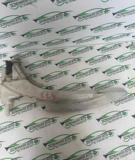Vas lichid parbriz Ford Focus 2002 1.6 MT (98 hp)
