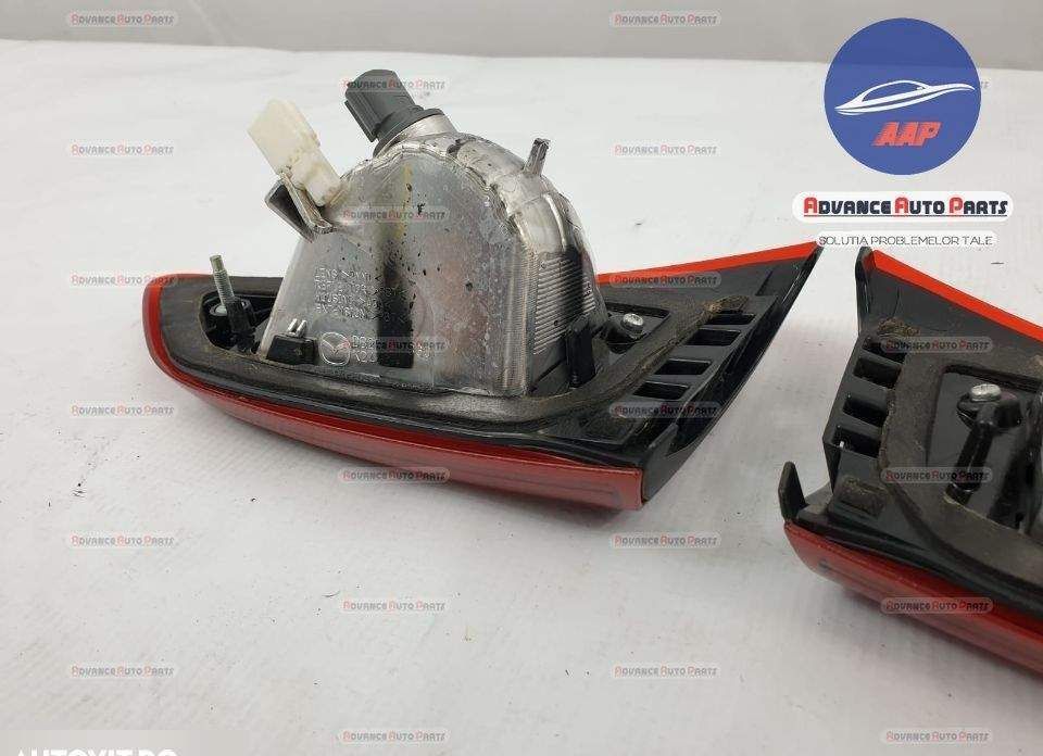 Stop stanga dreapta HALOGEN original in stare foarte buna Mazda CX-3 1