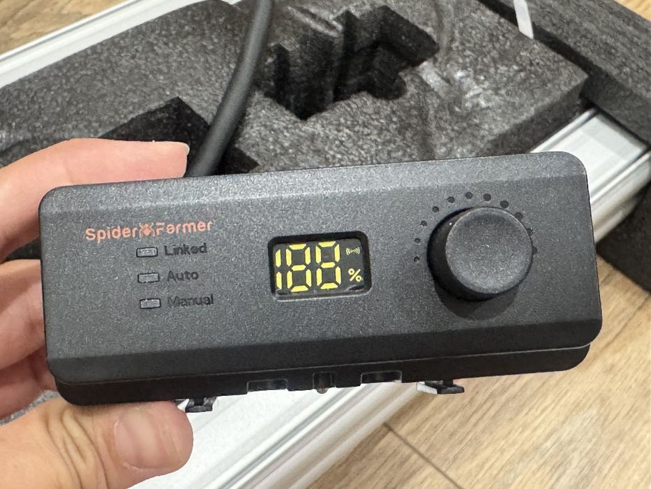 Фитолампа spider farmer