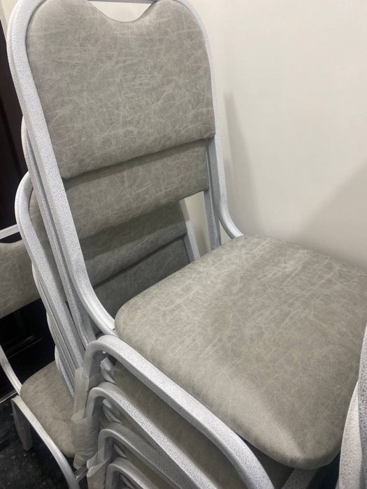 Продается стуля железные и мягкое новые