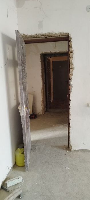 Uy sotiladi MAYSKIDA 77 SERIYA 2 hona