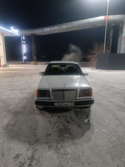 Продаю Мерседес 124