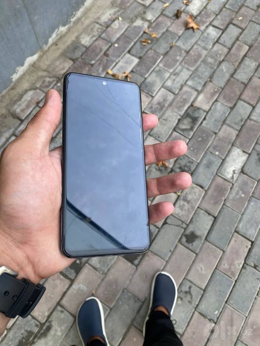 Redmi note 11 holadi edial xotira 128 hamma joyi radnoy