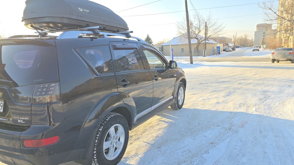 Продам машину Mitsubishi