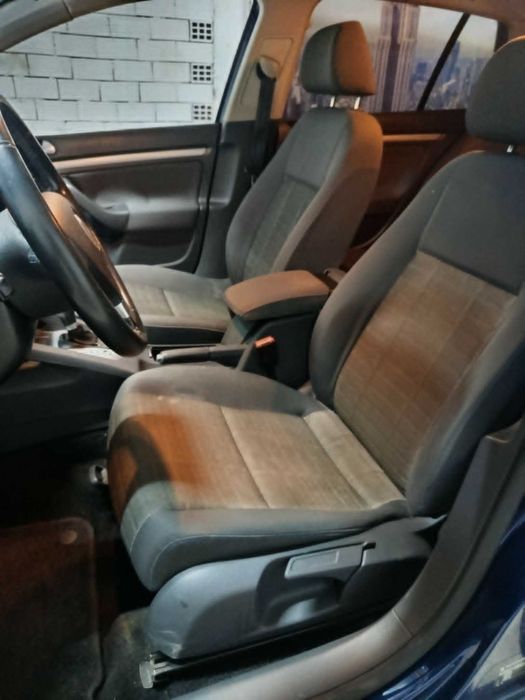 Volkswagen Golf 5 1.9 105 к.с. DSG Автоматик