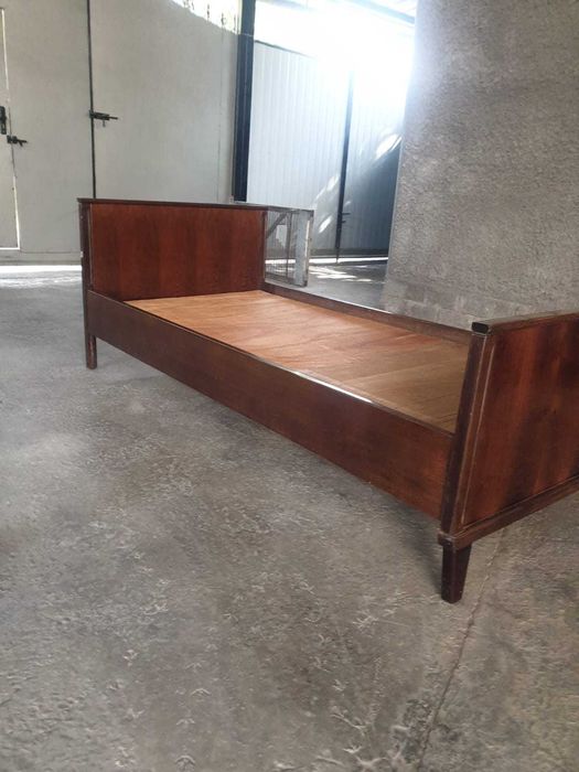 Продам кровать б/у