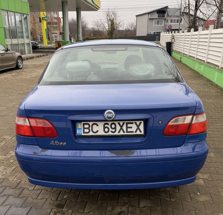 Fiat Albea 2009 1.4 Benzina 120.000km originali Unic Proprietar de Nou