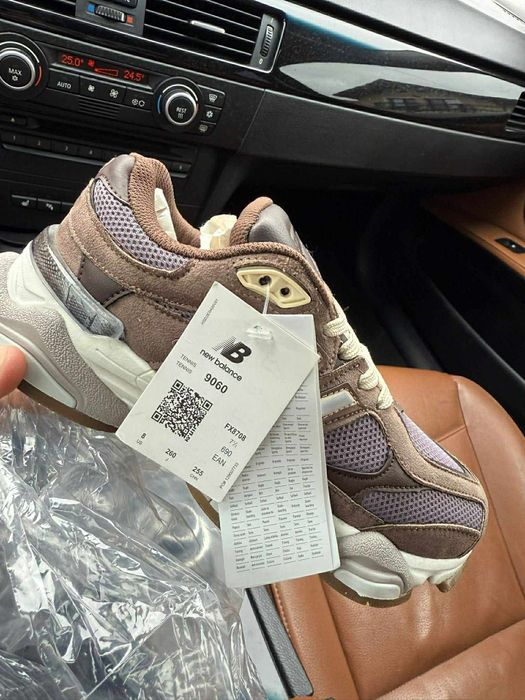 Adidași New Balance 9060