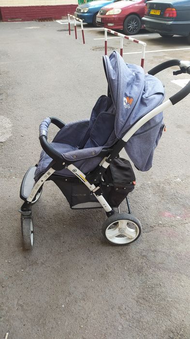 Продам детскую коляску