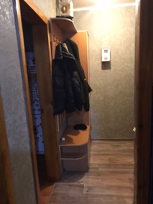 Продам 2хком квартиру район Борки.