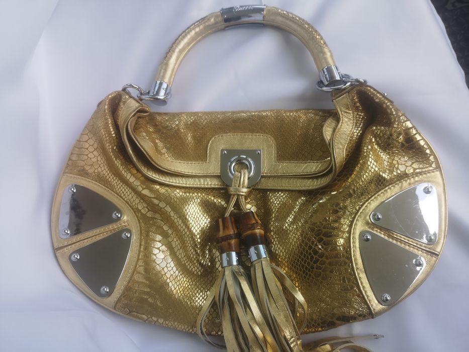 Gucci оригинална чанта естествена кожа