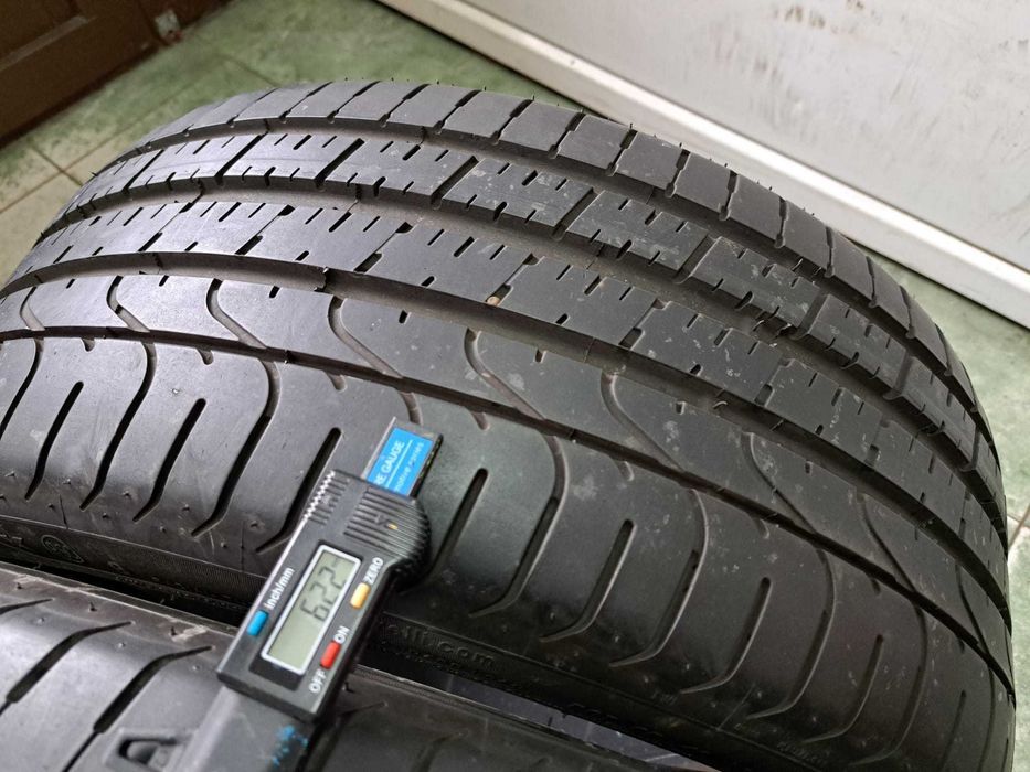 '''2 anvelope 245/35 R18 Pirelli RFT