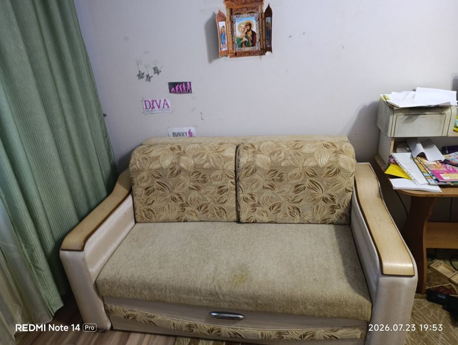 Продам раздвижной диван
