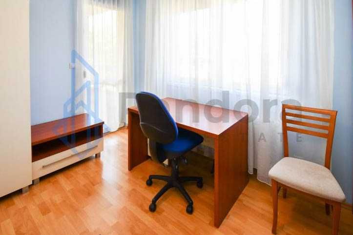 Дава се под наем Четиристаен апартамент в София, Изток - 170 кв.м за 1500 € - Снимка #5