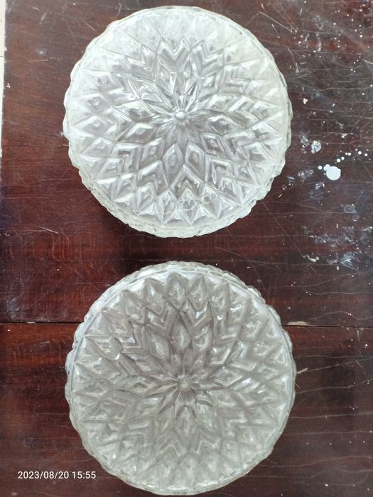 Продаю два плафона