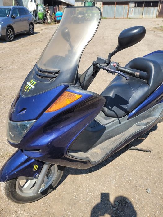 Ямаха маджести 250