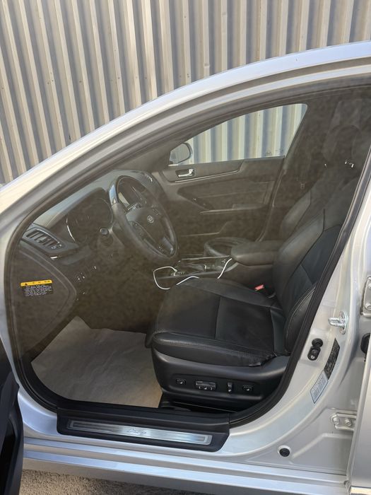 Продам  Kia  K7 .